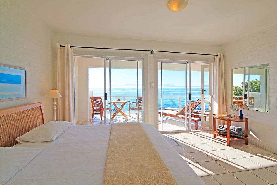 Balcony/Terrace, Seating area, Bedroom, Sea view