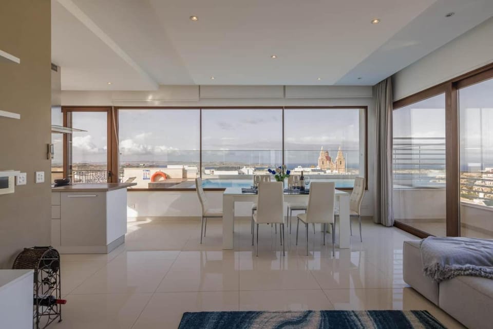 Luxury PH with rooftop pool in Mellieha by Homely Apartment in Malta