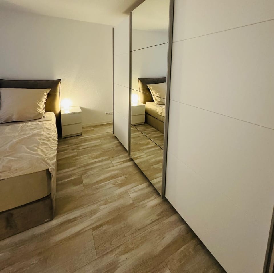 Bed, Photo of the whole room, Bedroom, wardrobe