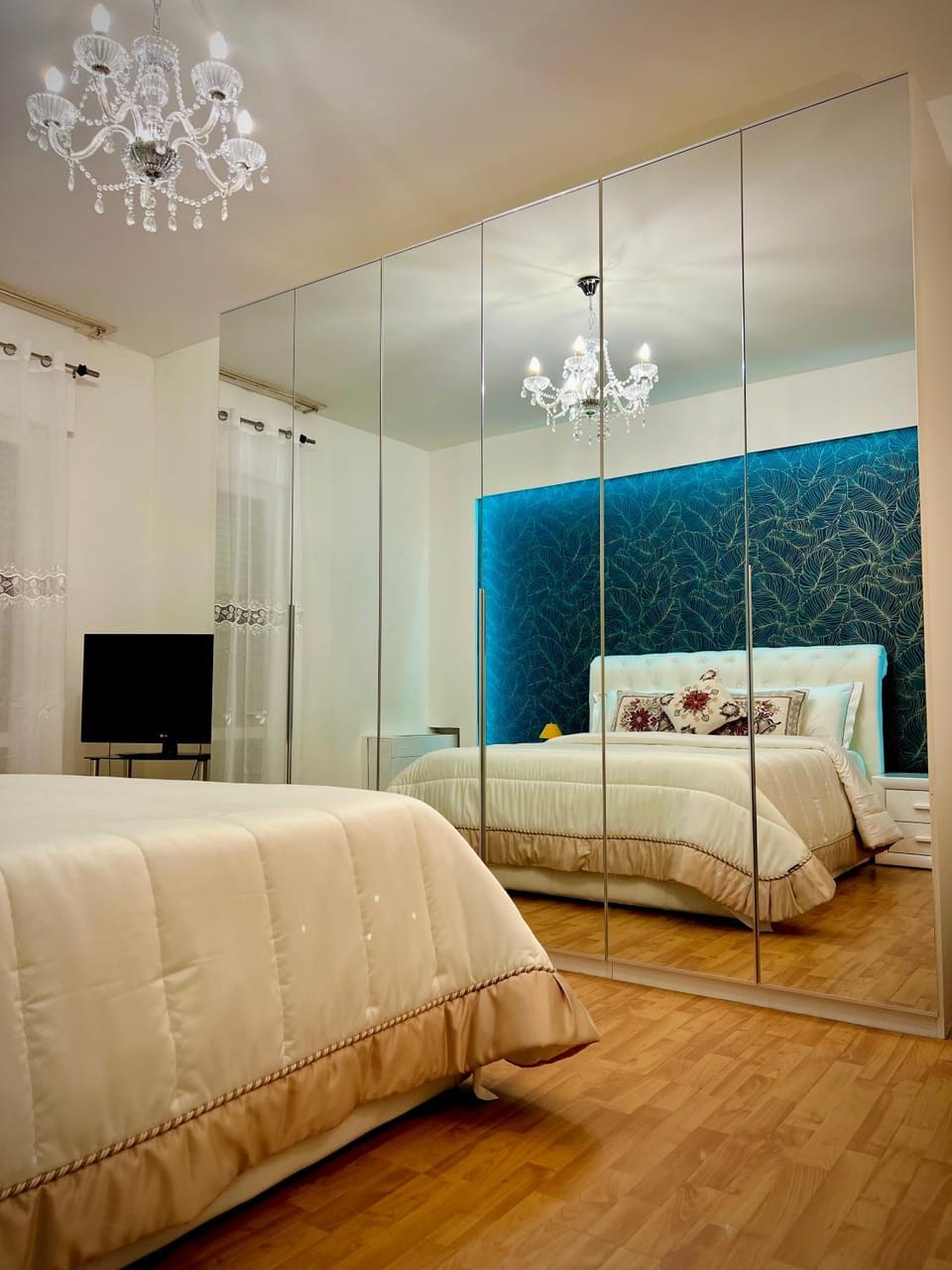 Blue Deluxe Venice Bed and Breakfast in Venice