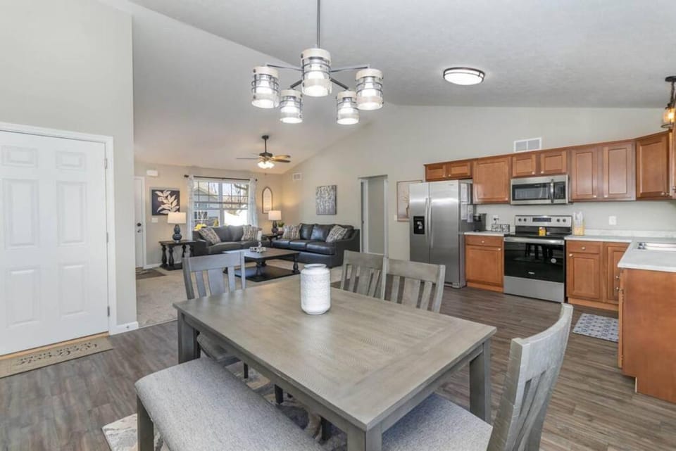 Brand NEW home among the Nook in Hamilton, Ohio House in Hamilton