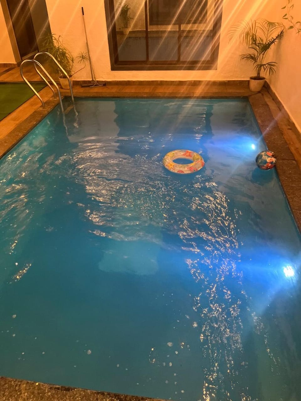 Pool view, Swimming pool