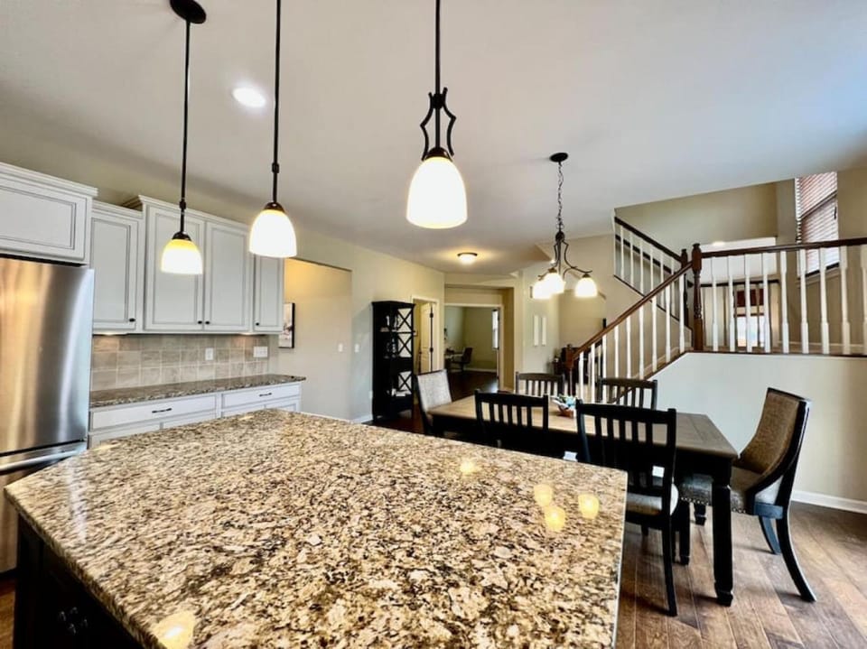 Exclusive Golf Club Paradise House in Ohio