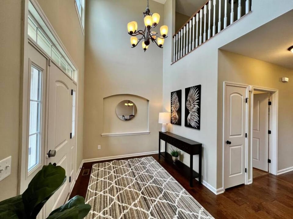 Exclusive Golf Club Paradise House in Ohio