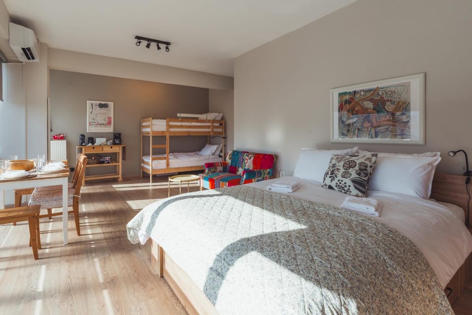 Bed, Photo of the whole room