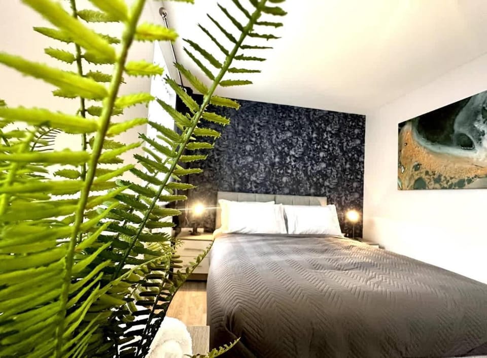 Riverside View by Blue Skies Stays House in Middlesbrough