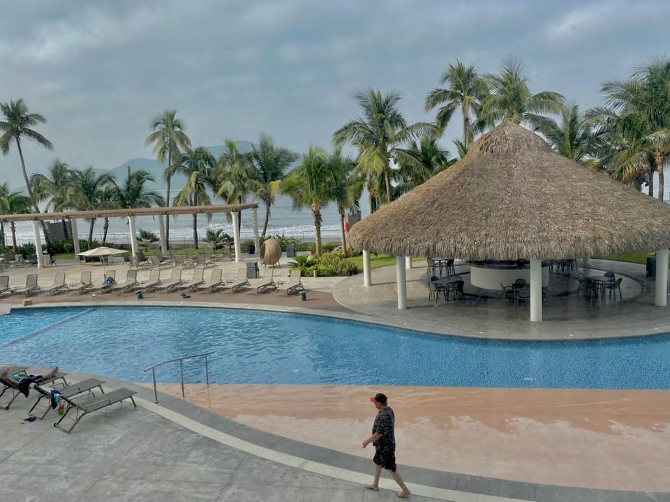Swimming pool, Swimming pool
