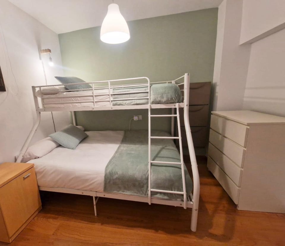 bunk bed