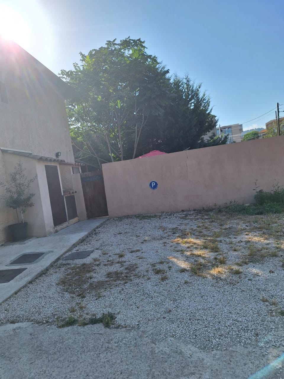 Property building, Day