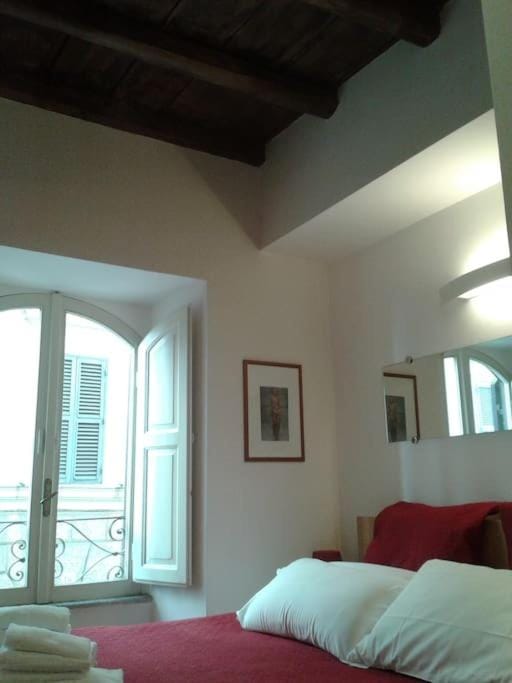 Barberini 360 Apartment in Rome