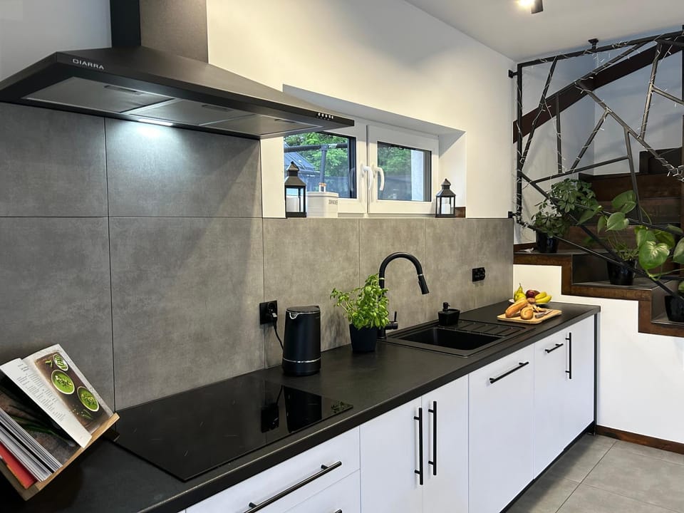 Kitchen or kitchenette, Other, Other, Other, Seating area, stove