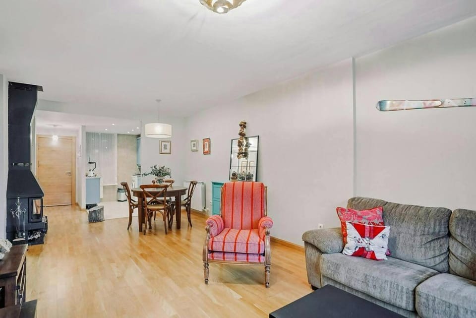 Atenea by CARDI Suites Apartment in Sallent de Gállego