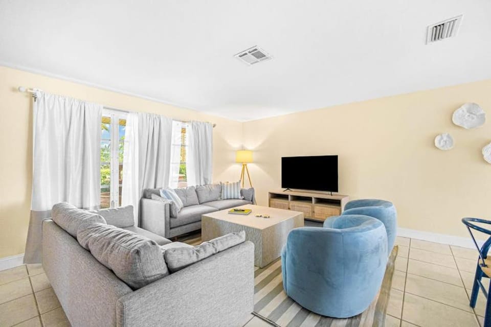 Bikini Bottom House in Cape Coral