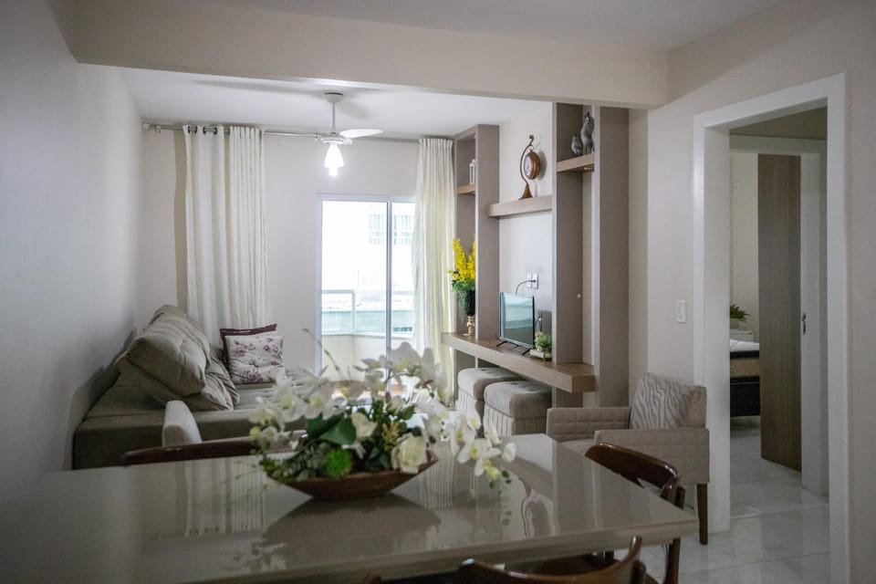 Blackout suite • sleeps 5 Apartment in Porto Belo
