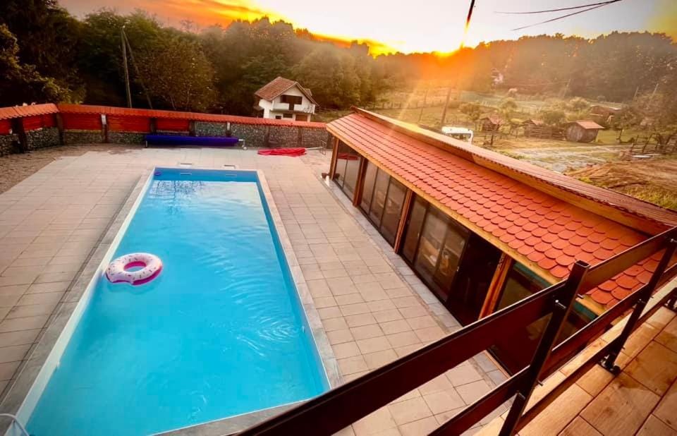 Natural landscape, Mountain view, Pool view, Sunrise, Sunset