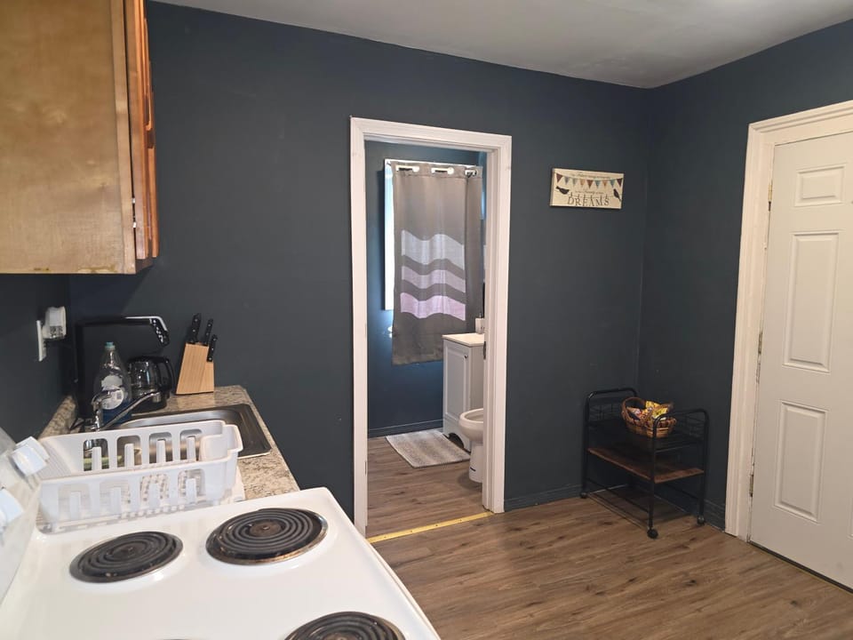 Fashionably cozy2 Apartment in Meriden