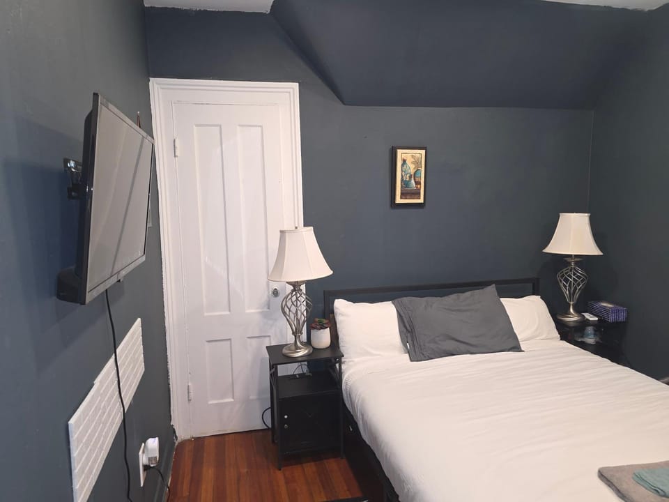 Fashionably cozy2 Apartment in Meriden