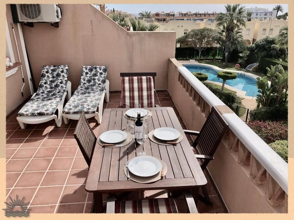 Balcony/Terrace, Pool view, Sea view, sunbed