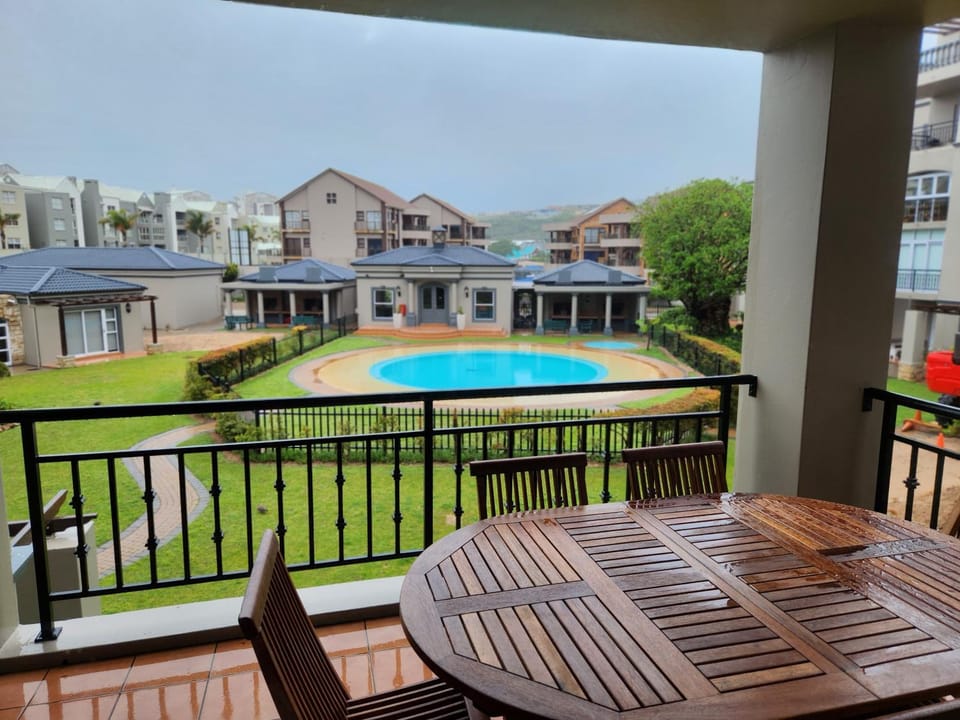 Garden, Swimming pool