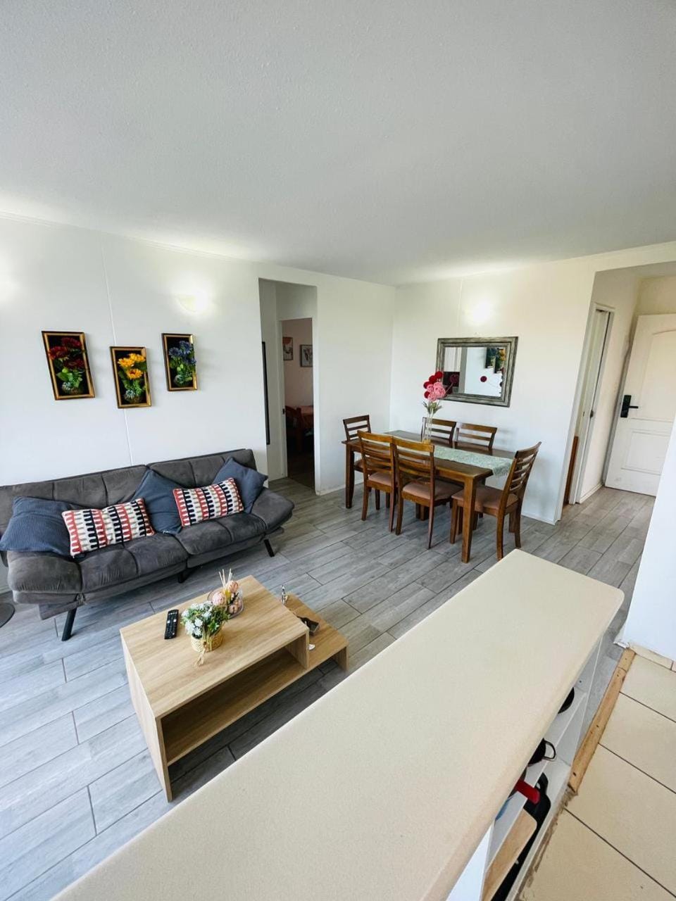 TV and multimedia, Living room, Dining area