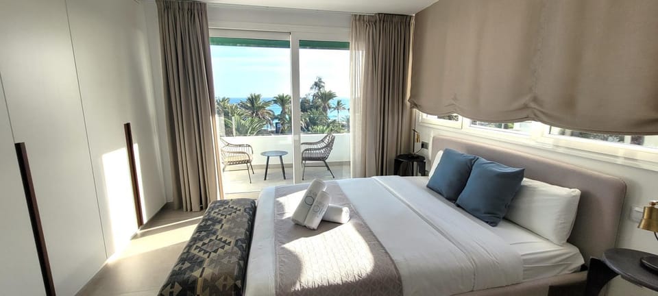 Balcony/Terrace, Seating area, Bedroom