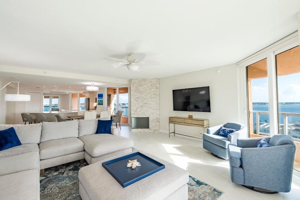 TV and multimedia, Living room, Sea view, Sunset