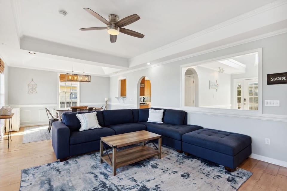 8625 - Blue Crush House in Frisco