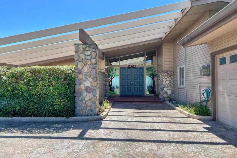 4757 Windsor Bl. House in Cambria