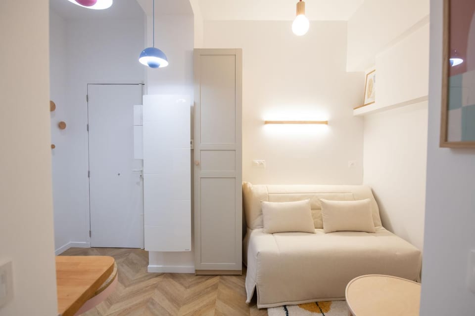 Photo of the whole room