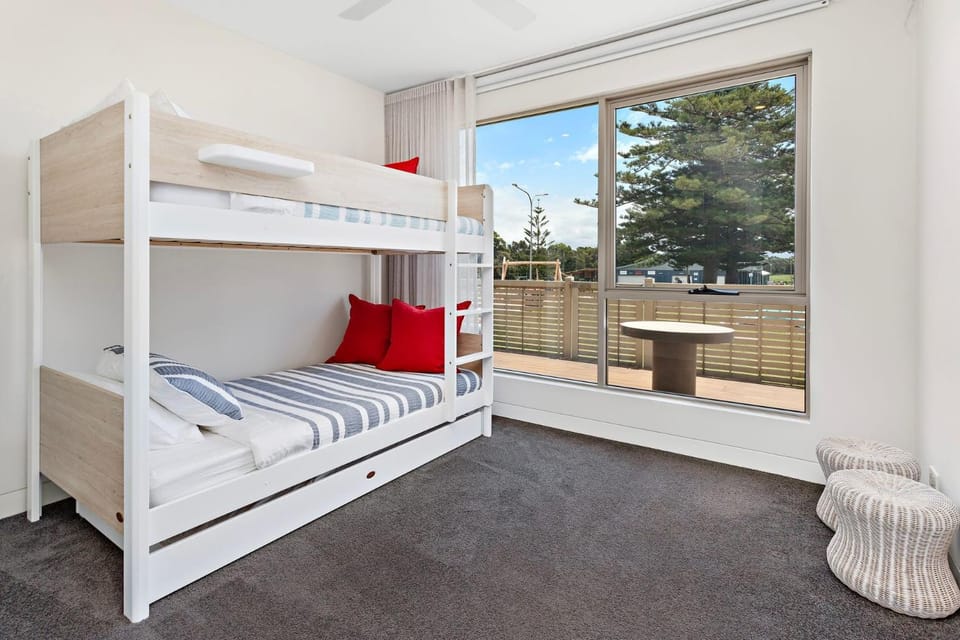 Beachfront Bliss House in Wollongong