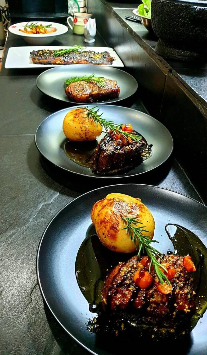 Restaurant/places to eat