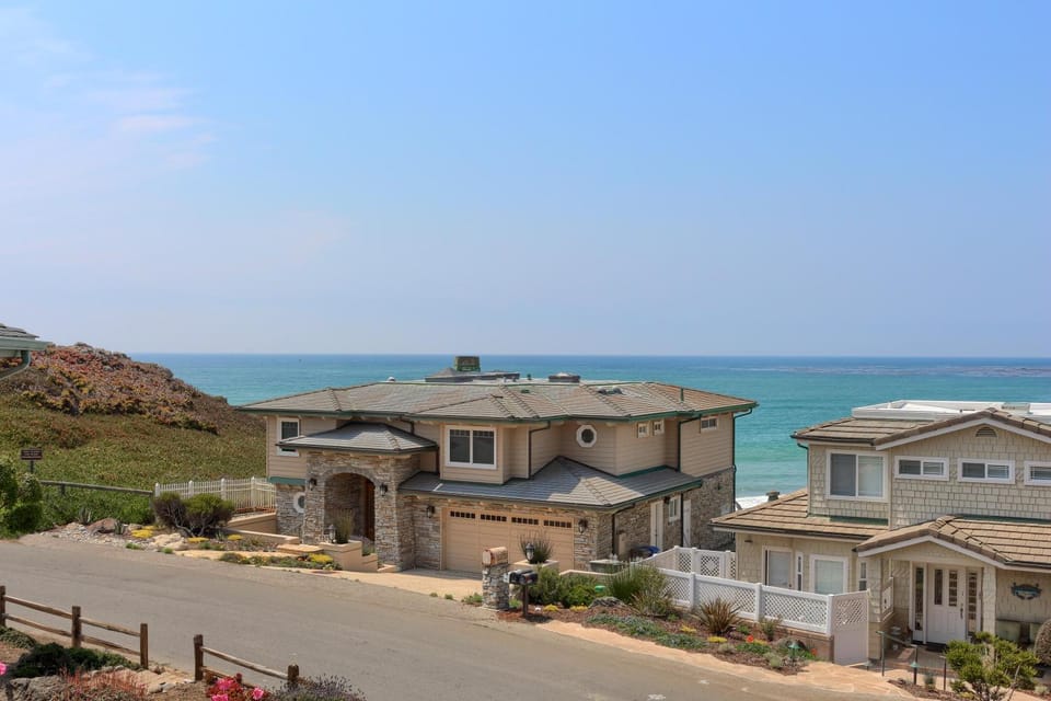 5398 Nottingham House in Cambria