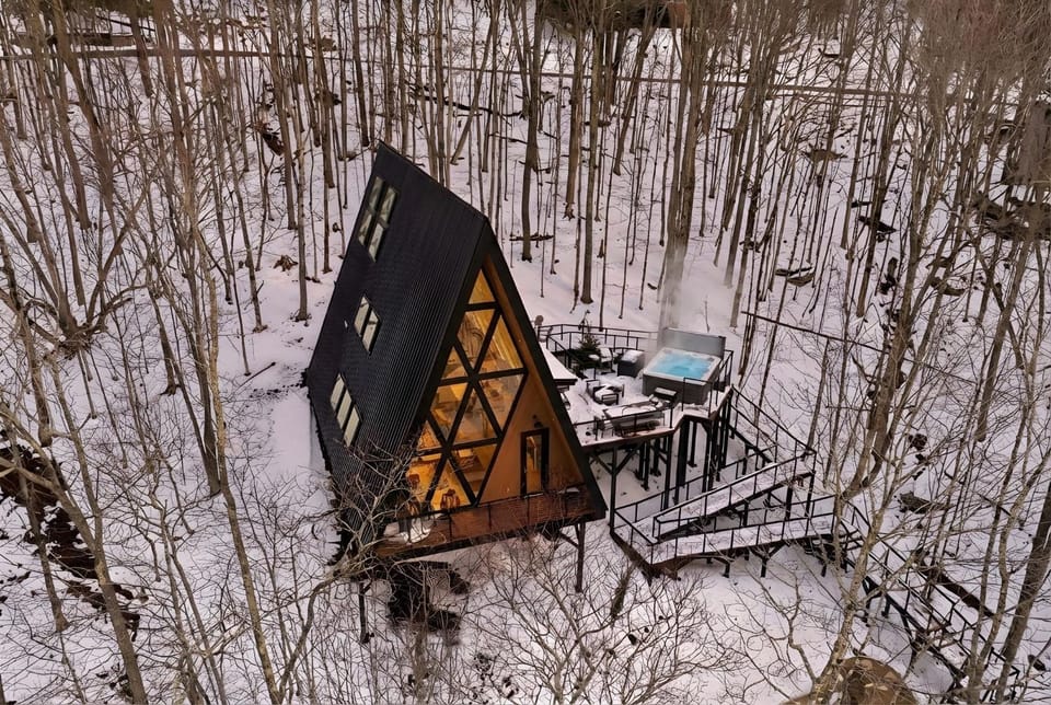 Sky-High A Frame Retreat Hottub & EV charging House in Beech Mountain