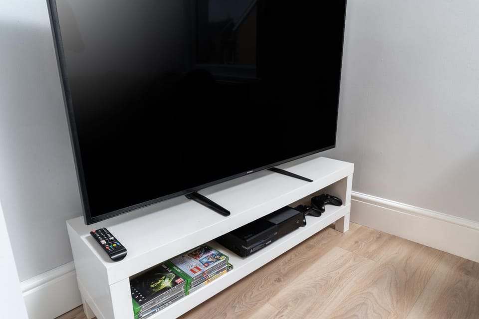 TV and multimedia, Evening entertainment