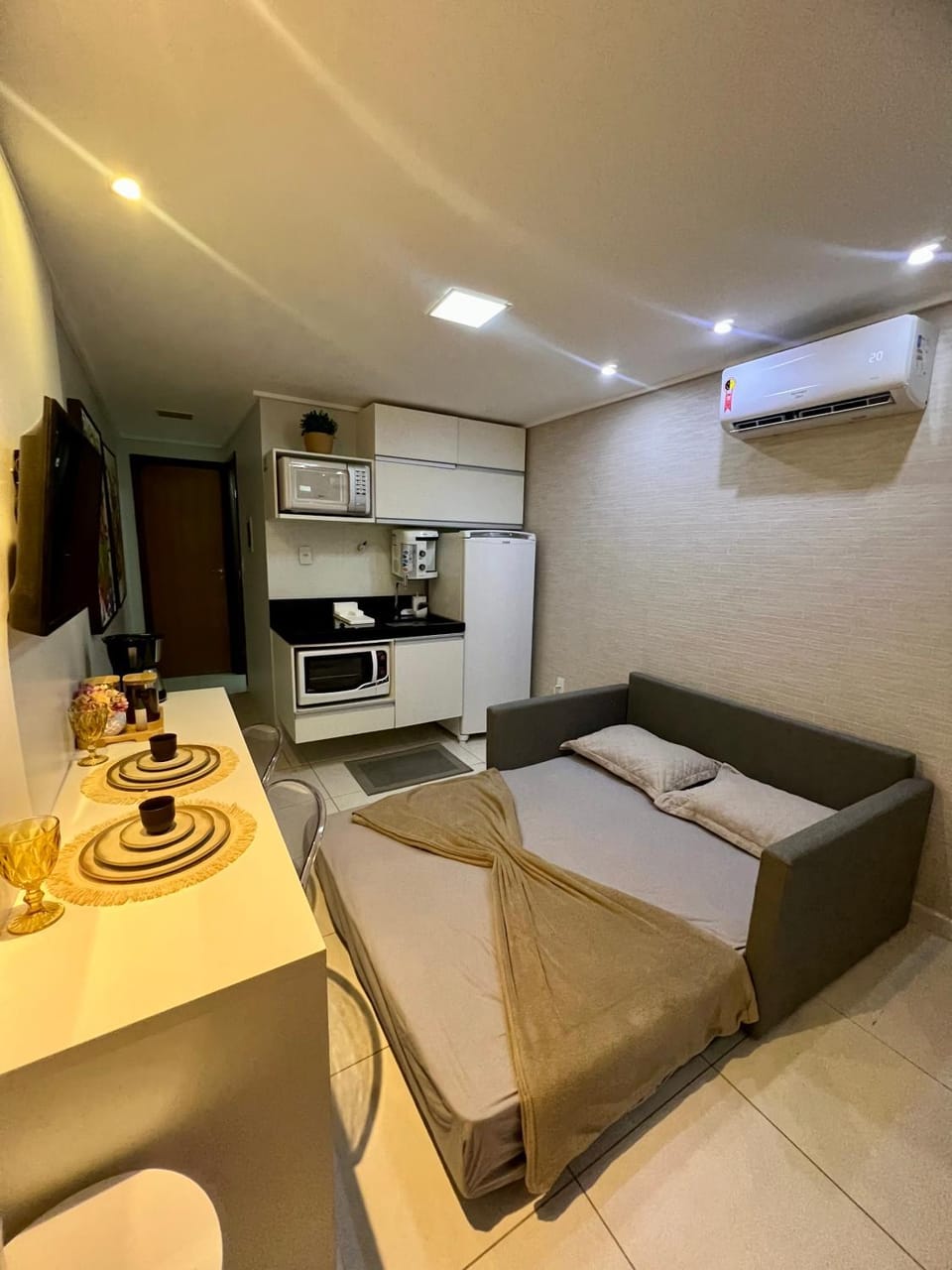 TV and multimedia, Bedroom, minibar, oven, stove