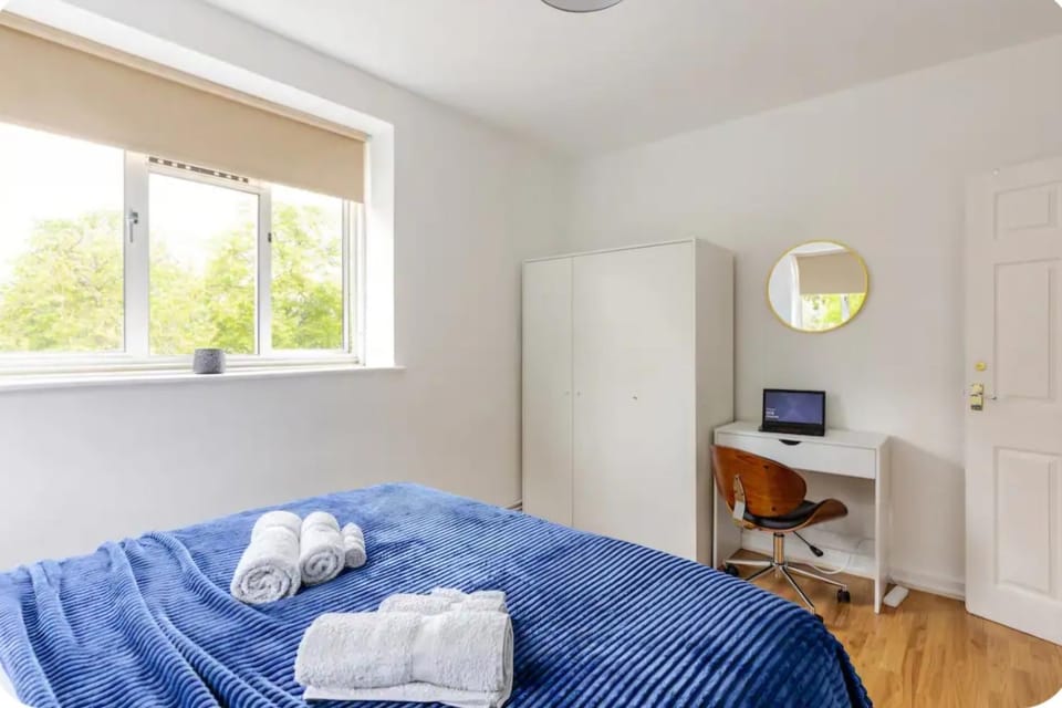 Bed, Photo of the whole room, Bedroom, towels, wardrobe