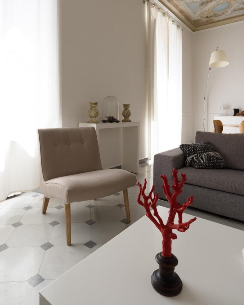 Day, Living room
