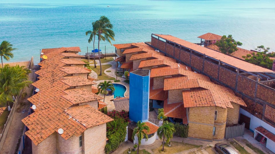 Property building, Bird's eye view, Pool view, Sea view