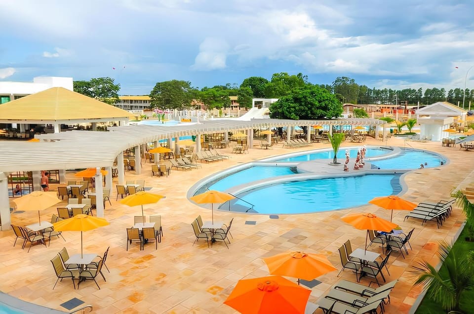 Day, People, Pool view, Swimming pool, sunbed