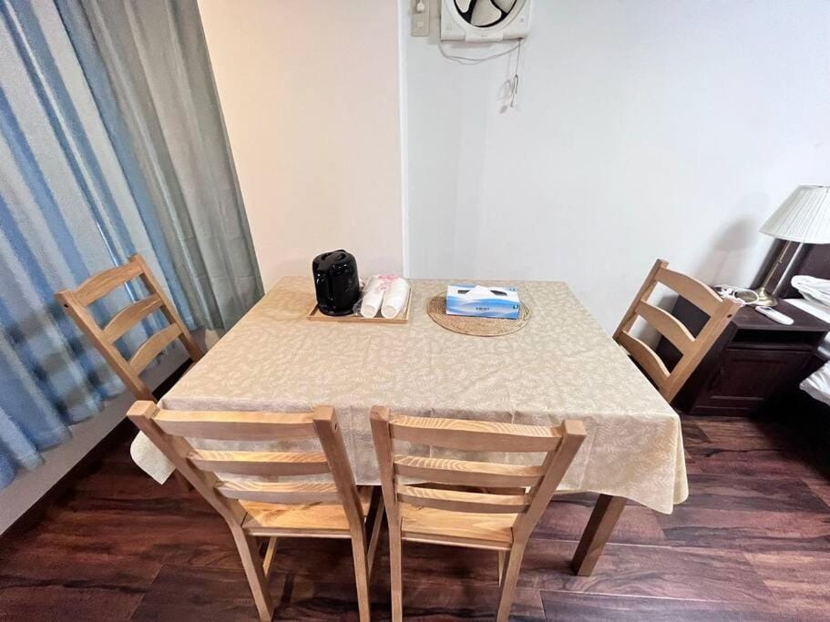 日本橋電気街　DenDenTown大面積40㎡工レベ-タ-直結5F Apartment in Osaka