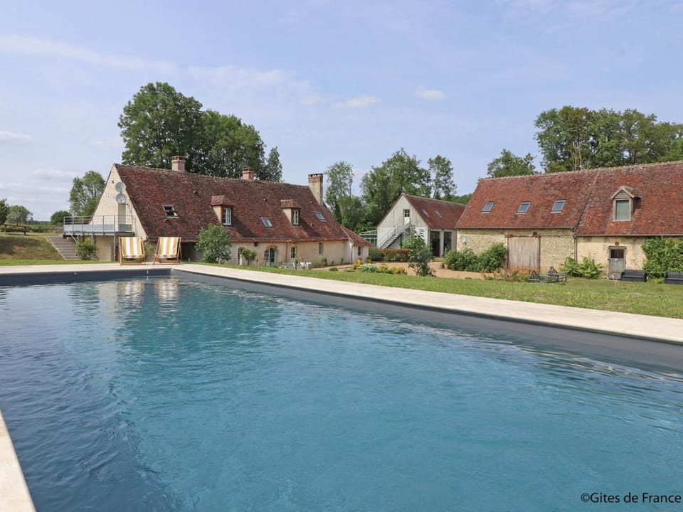 Maison authentique avec piscine, cheminée, et golf dans le Perche - FR-1-497-186 House in Normandy