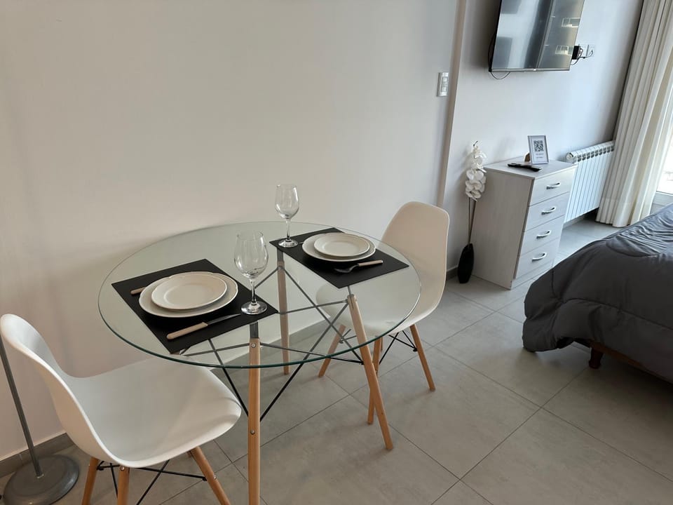 ESPACIO ESTOMBA 666 Elegante estudio con cochera Apartment in Bahía Blanca