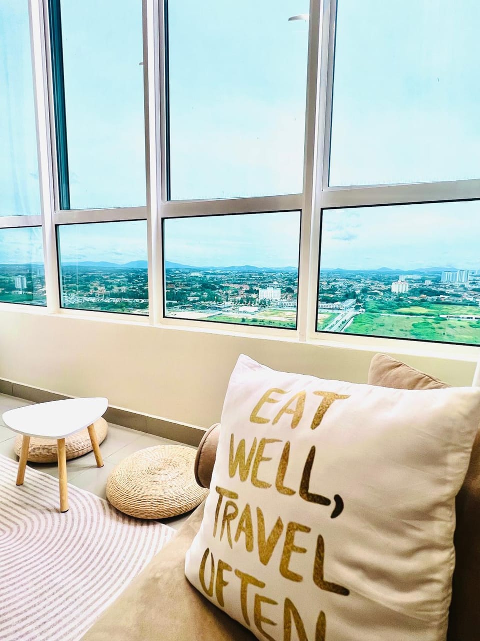 Living room, Seating area, City view