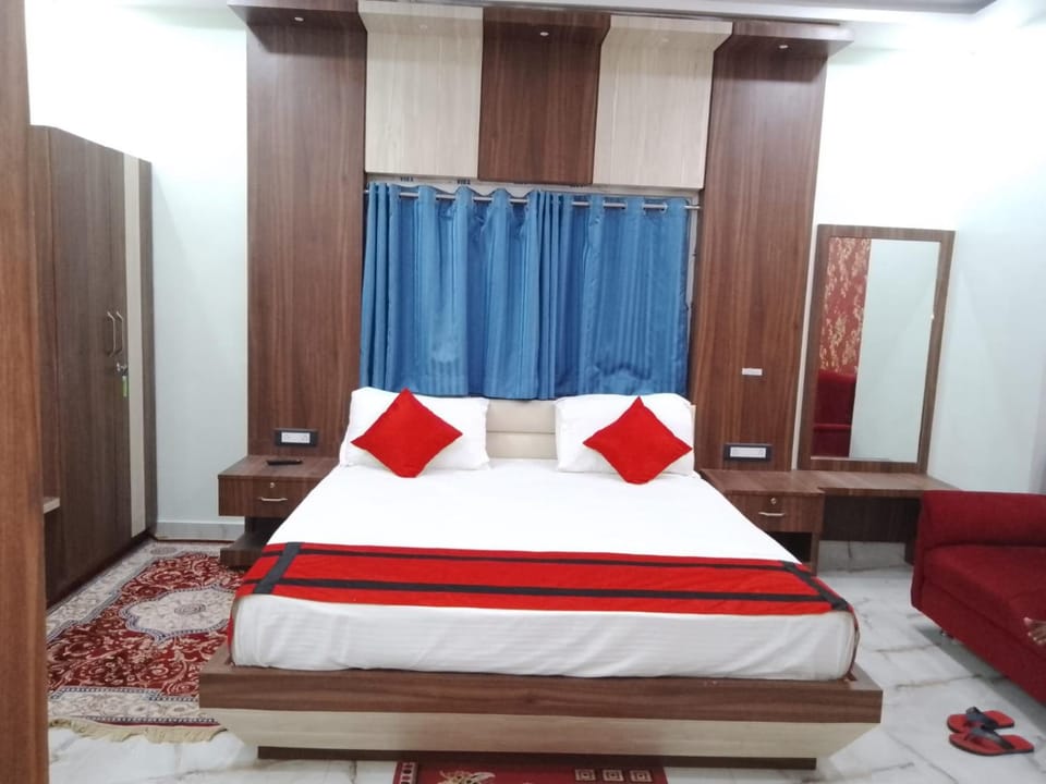 G P Guest House And Banquet Hall Hotel in India