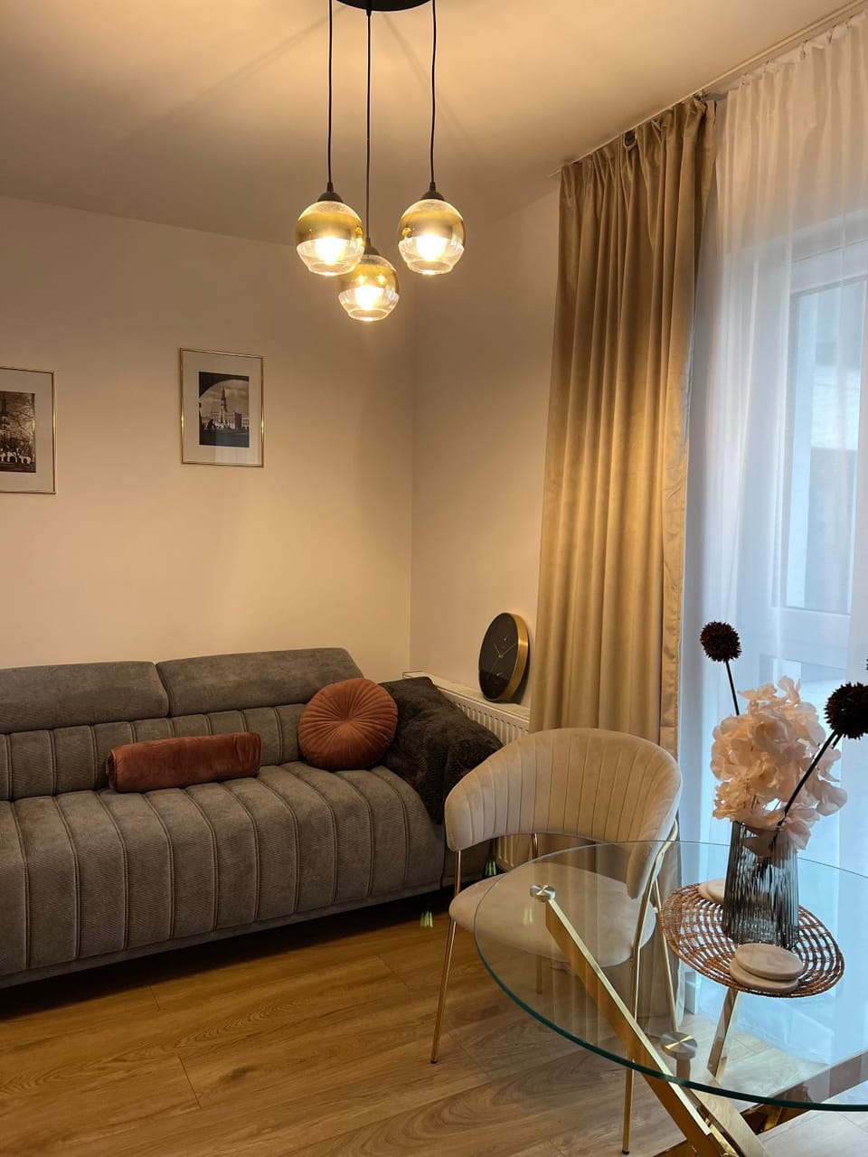 Nowoczesny apartament w centrum Starego Miasta, strzeżony parking Apartment in Poland