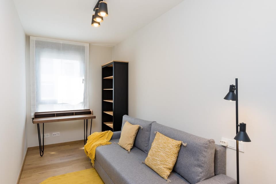 Seating area, Bedroom