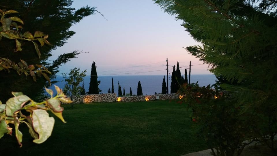 Natural landscape, Garden, Garden view, Pool view, Sea view