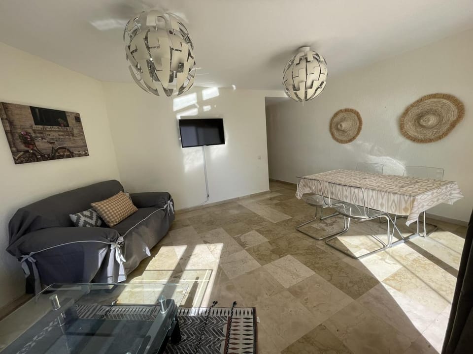 Homely Home Marbella Del Mar 5 Apartment in Marbella