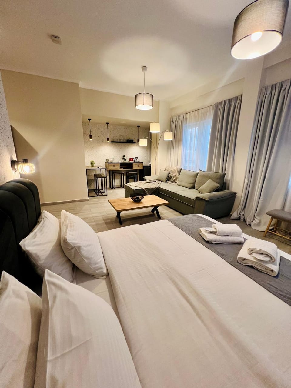 Bed, Living room