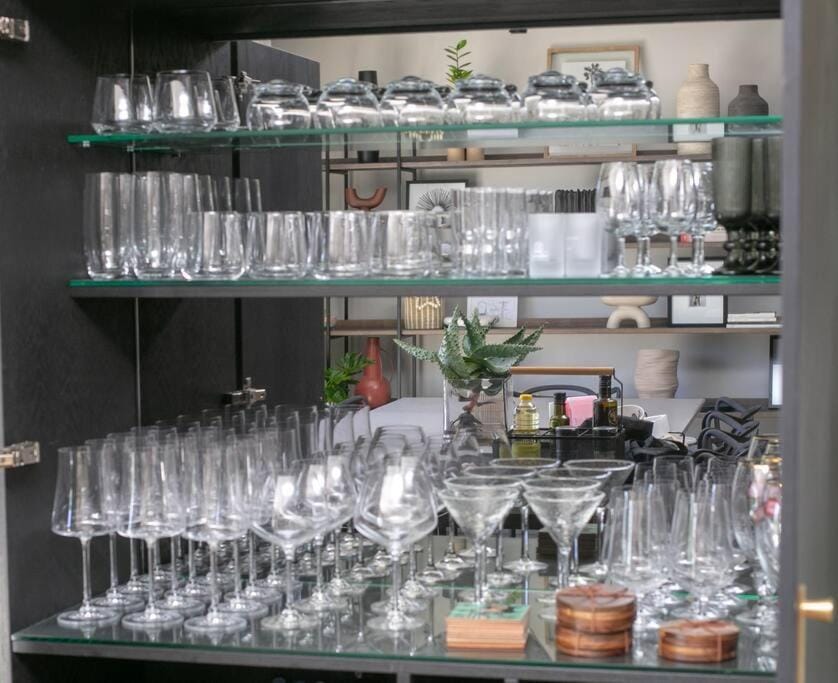 Lounge or bar, Drinks